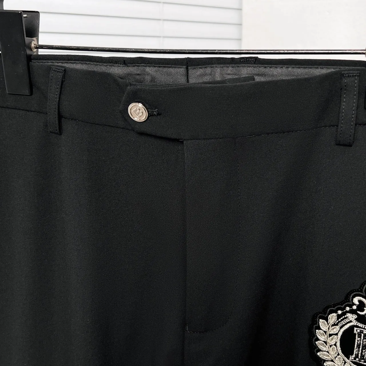 BALMAI Classic wheat ear badge trousers Sizes: 30.31.32.33.34.36.38 Color: Black Light Gray